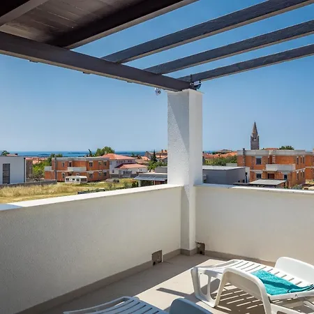 Villa Ivana With Sea View Galižana